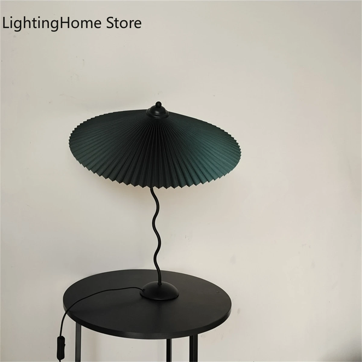 Table Lamp ins Retro Pleated U - Desk Setup Vintage ulasan dan harga